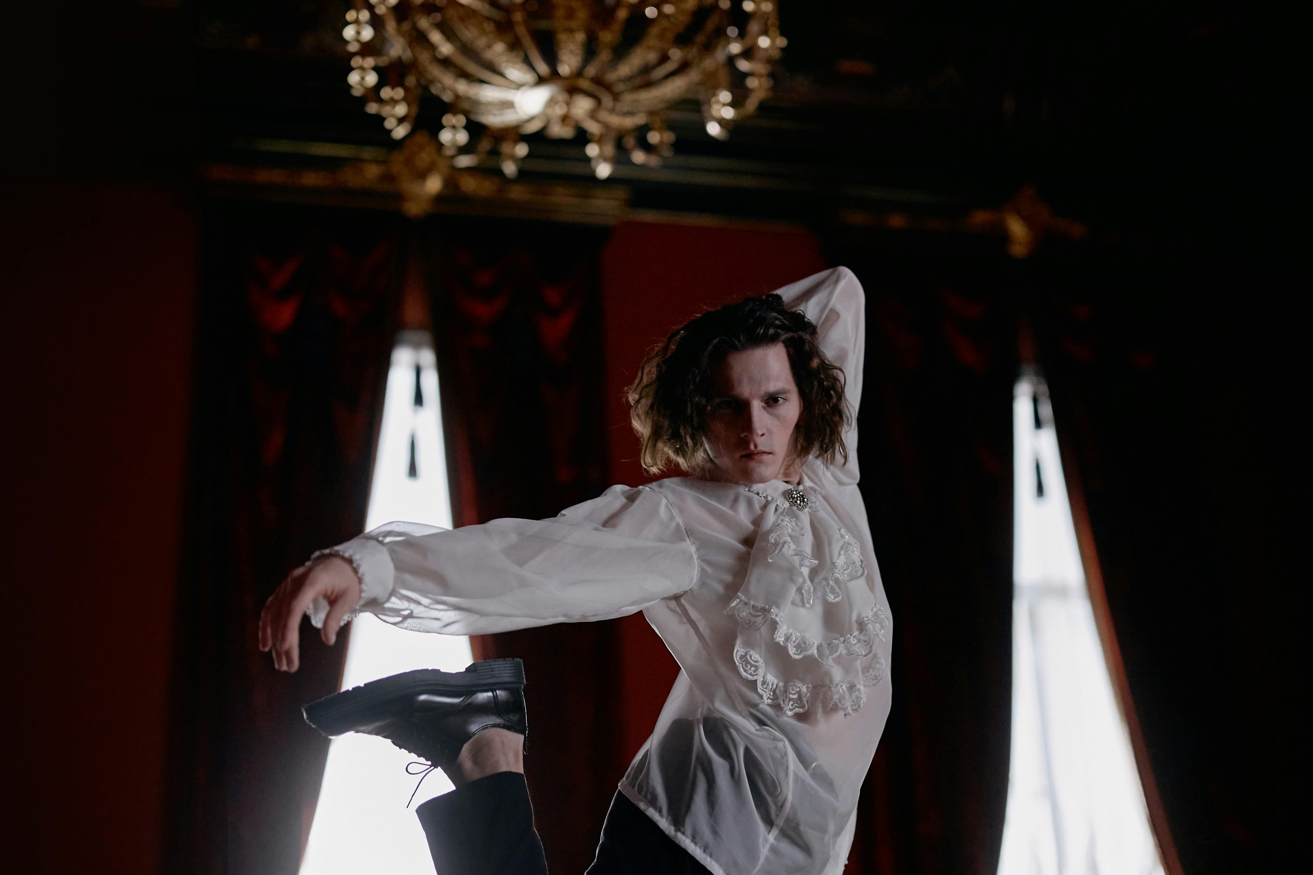 01_cottonbro-La dolce vita italy desination company management_artists from italy