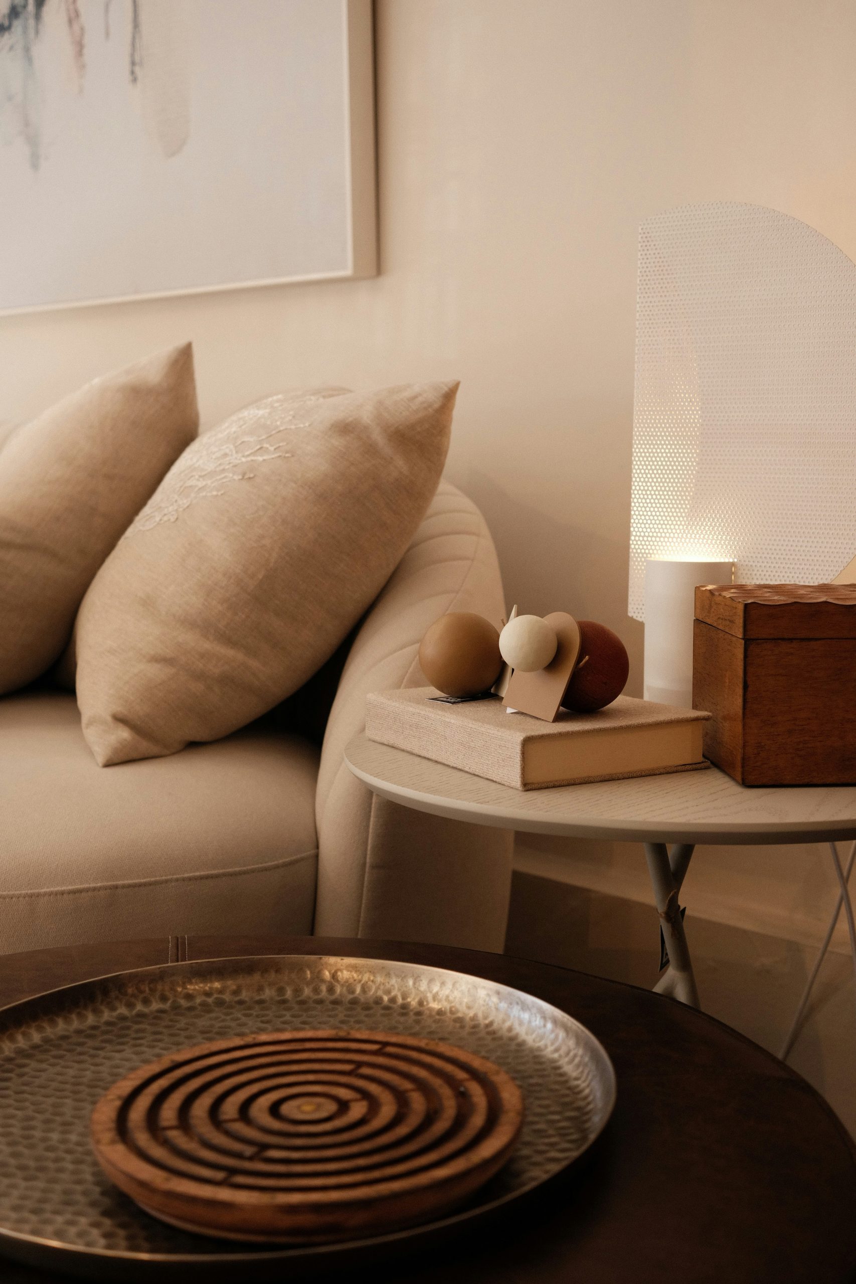 caroline-badran-La dolce vita italy destination management company_italian furnishing