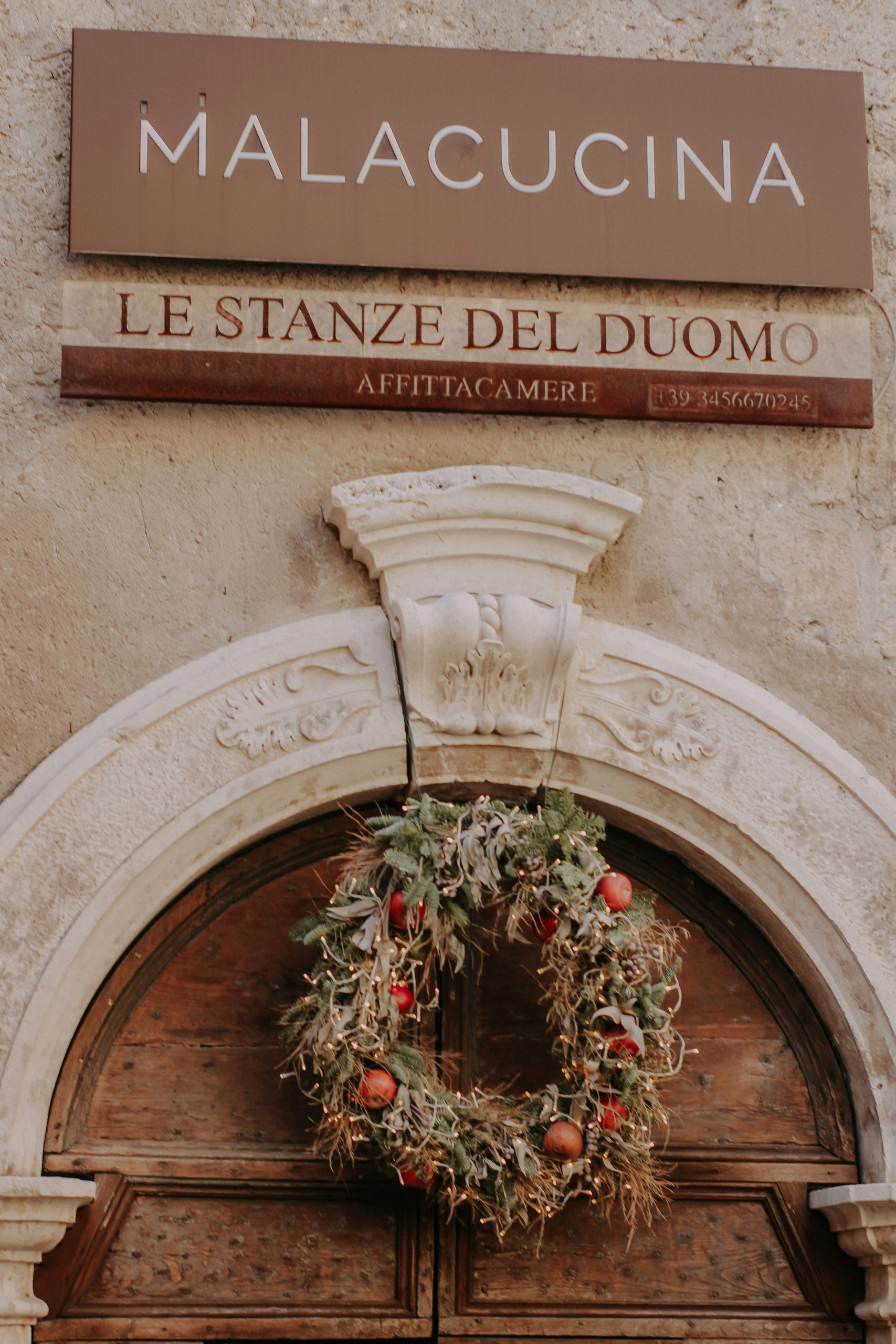 nataliya-melnychuk-03_La dolce vita_italy destination management company_based in US_destination wedding in italy_custom travel to italy