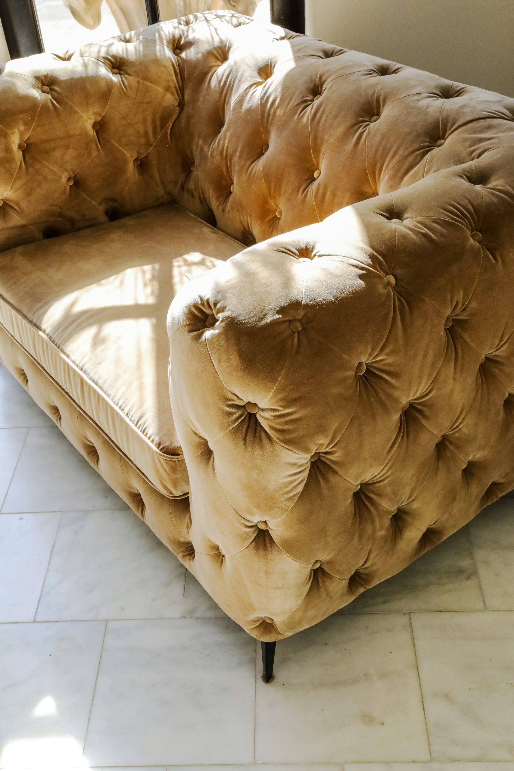 rosemary-media--La dolce vita italy destination management company_italian furnishing