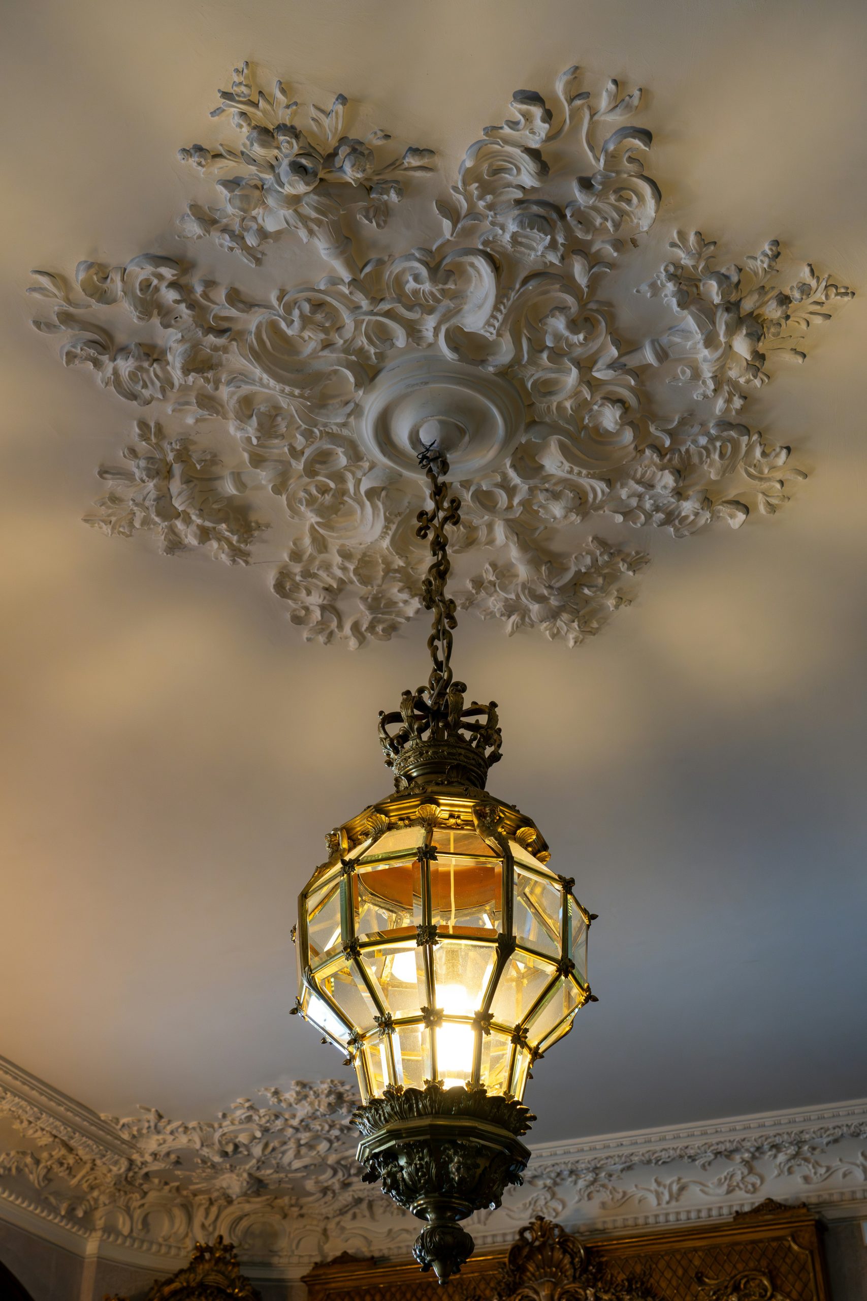 tomasz-zielonka-La dolce vita italy destination management company_facades_painting decoration