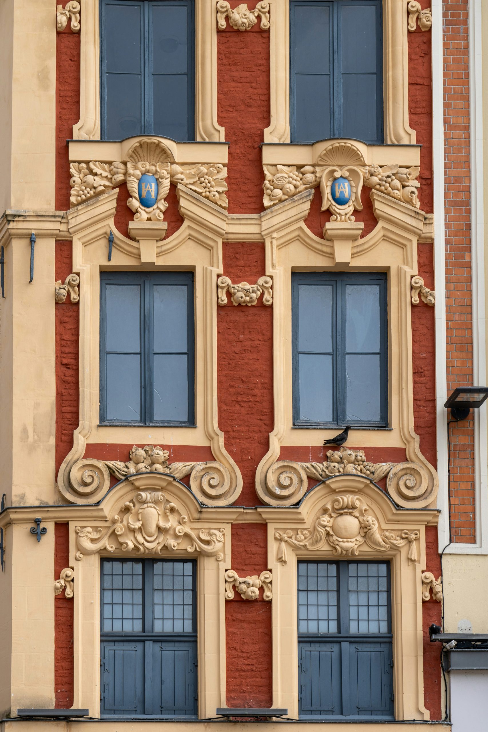 tomasz-zielonka-La dolce vita italy destination management company_facades_painting decoration_02